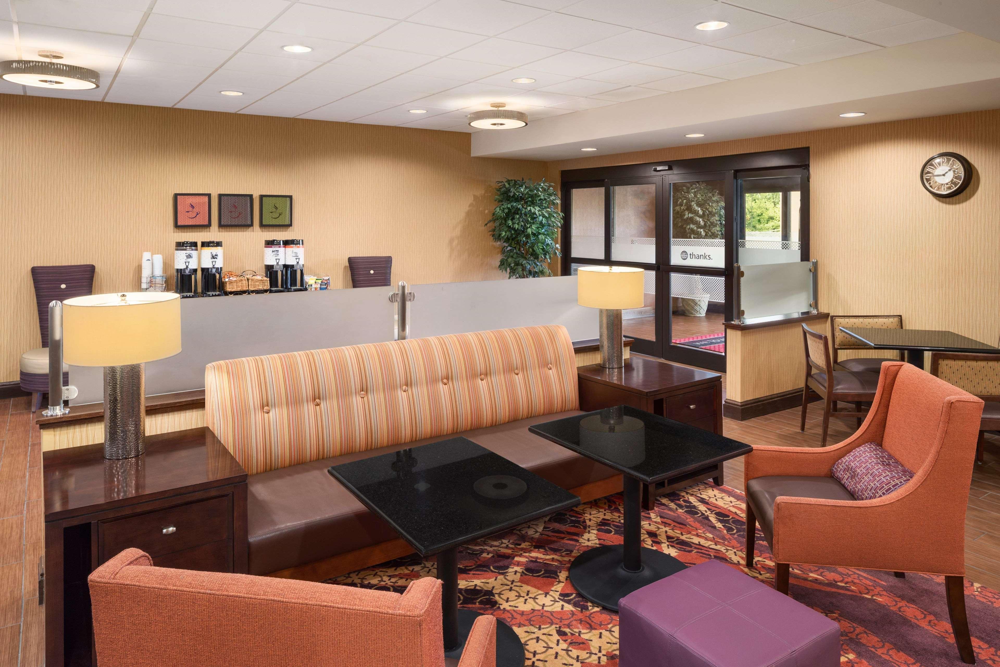 Hampton Inn Belle Vernon Exterior photo