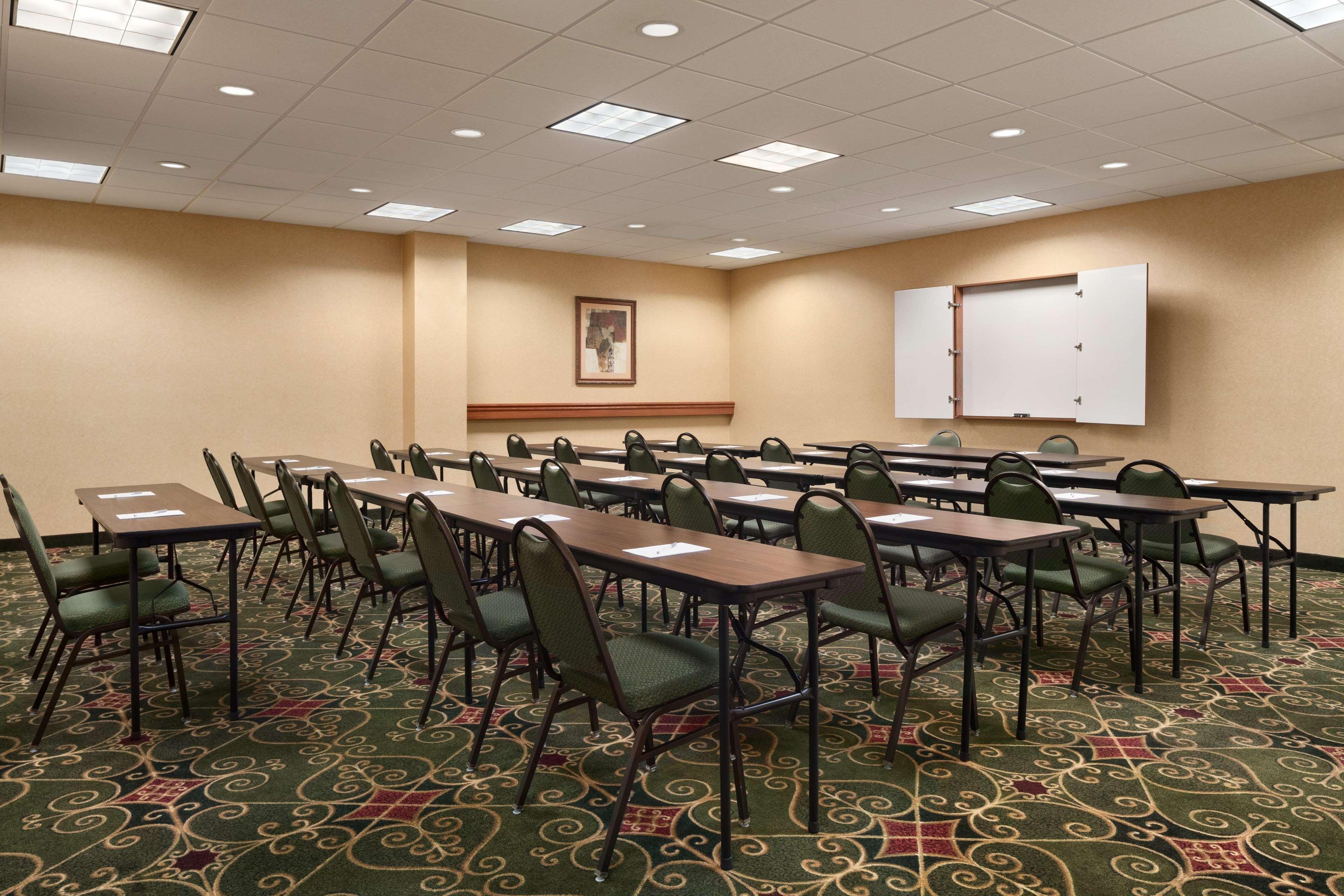 Hampton Inn Belle Vernon Exterior photo