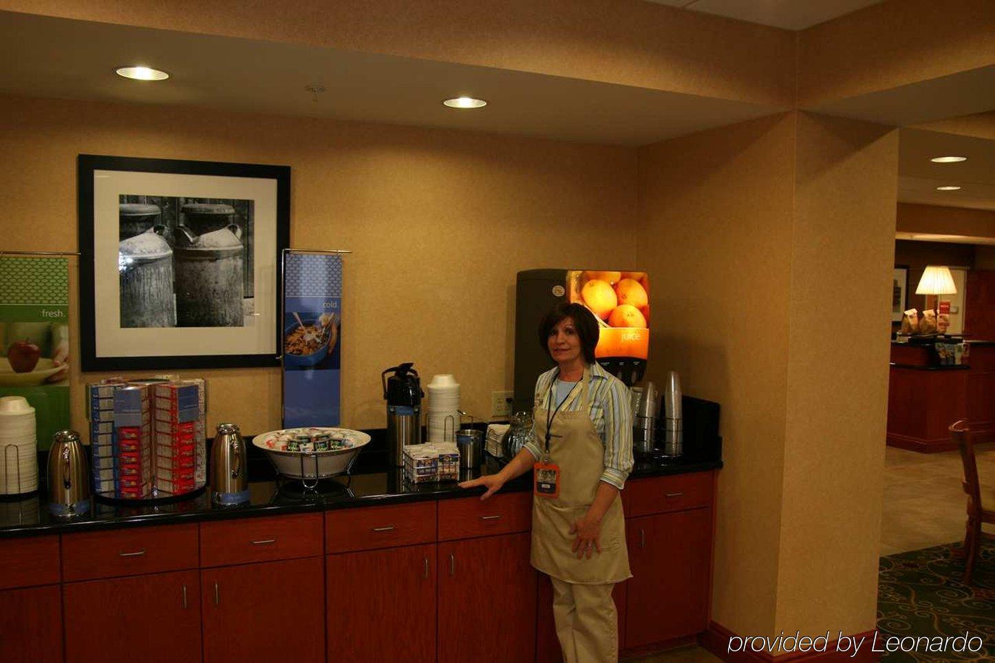 Hampton Inn Belle Vernon Restaurant photo
