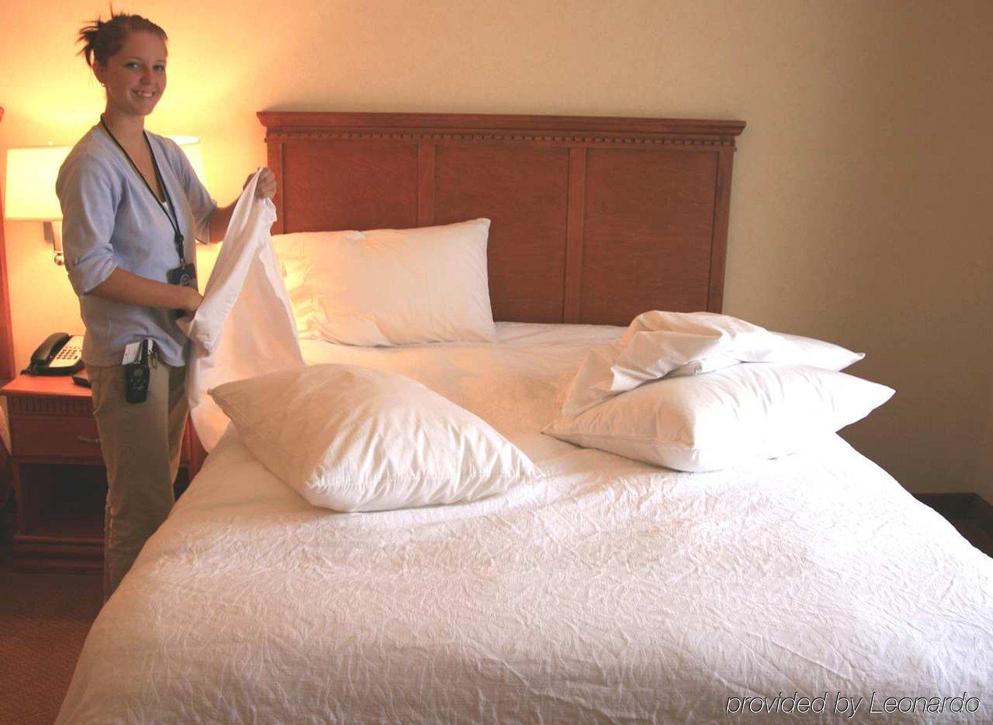 Hampton Inn Belle Vernon Room photo