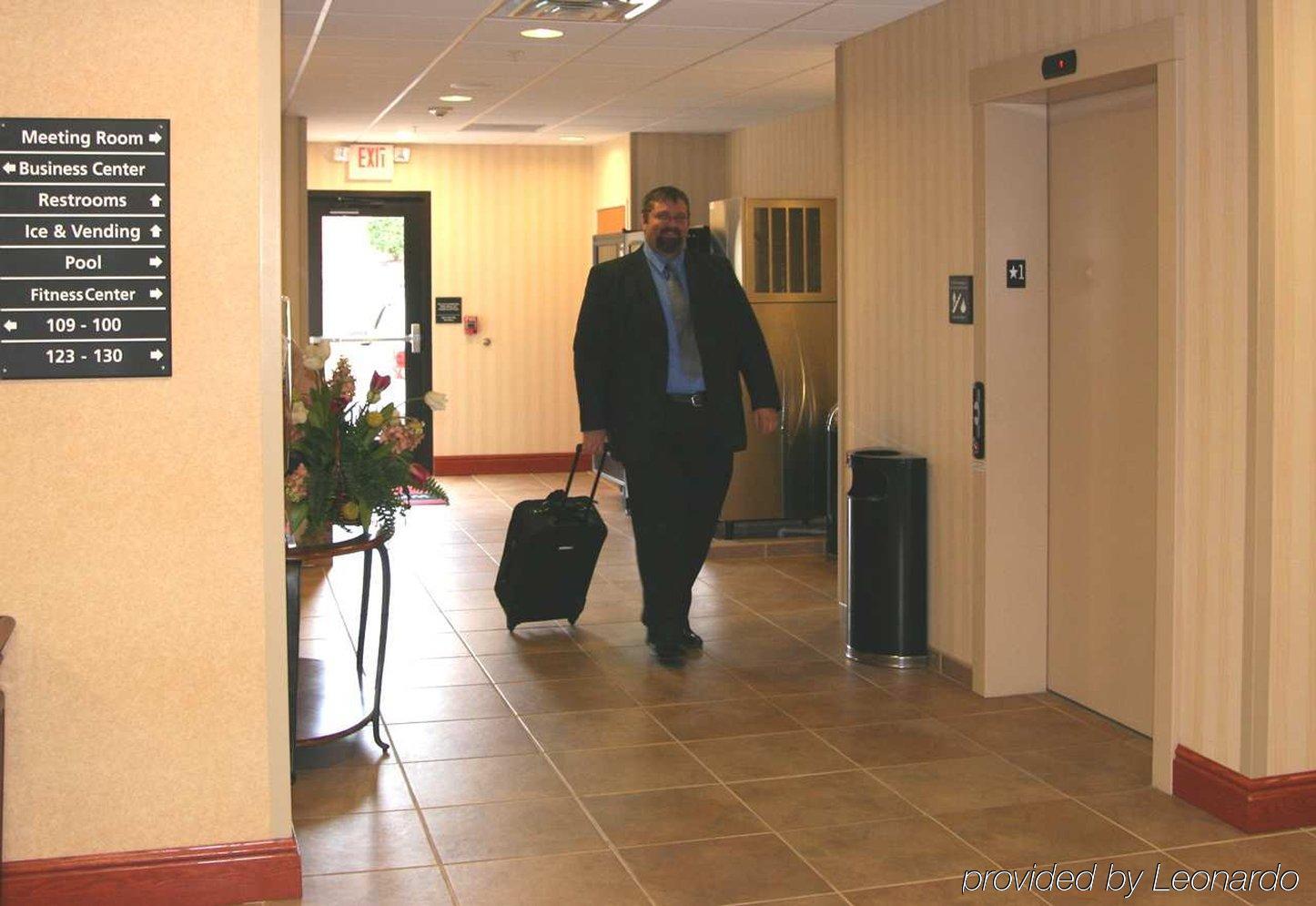 Hampton Inn Belle Vernon Interior photo