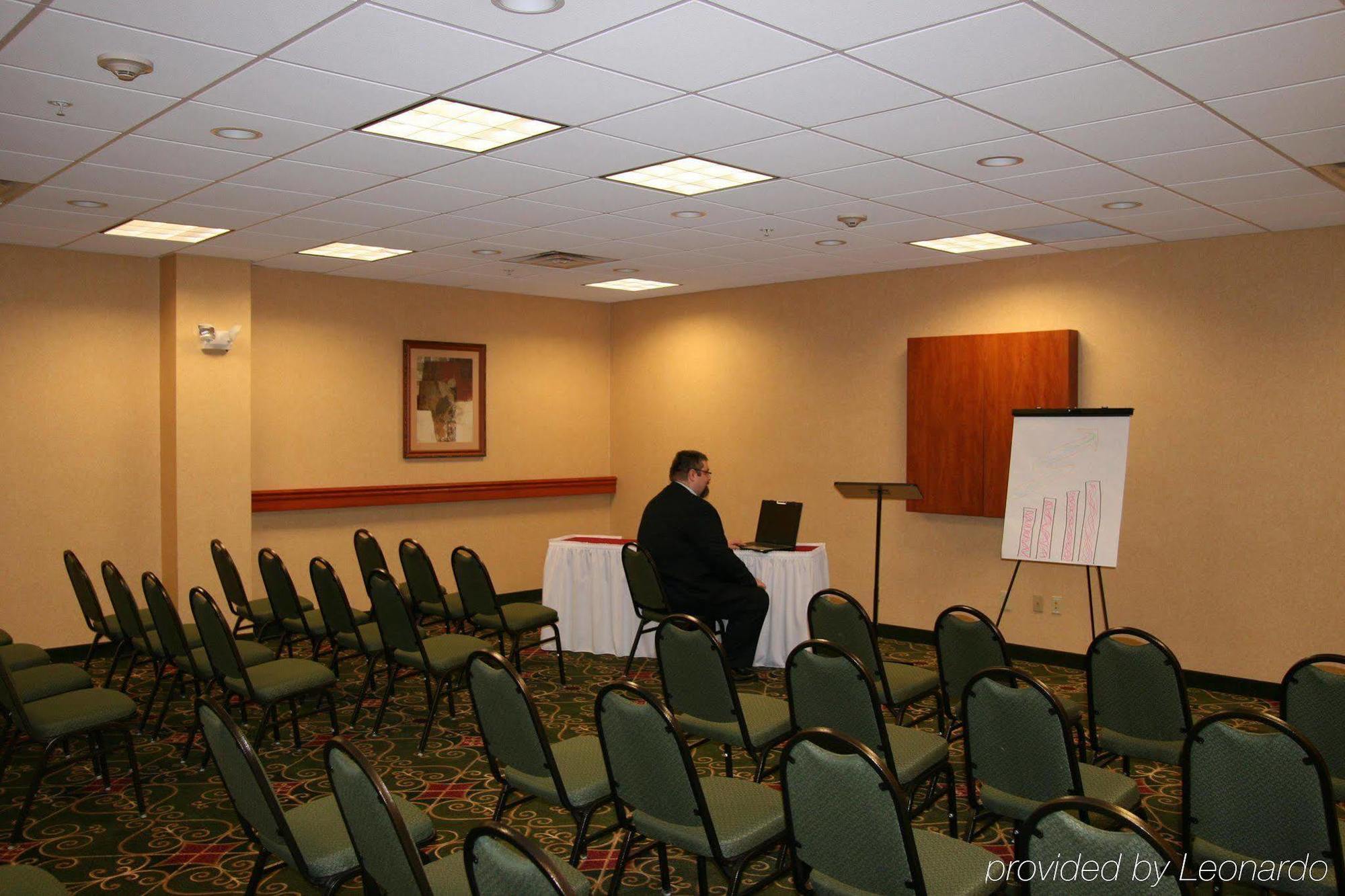 Hampton Inn Belle Vernon Facilities photo